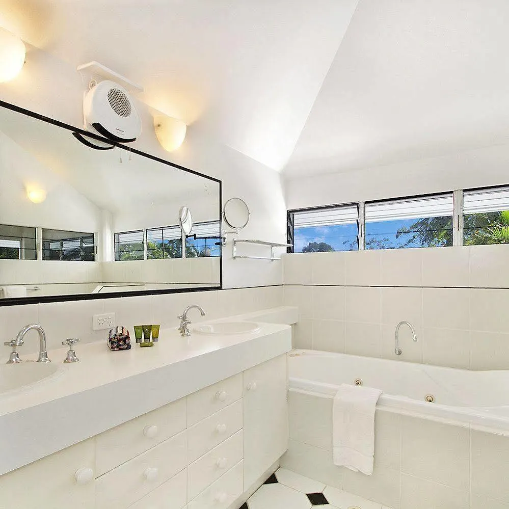 Willa 43 Cooran Court Noosa 0*,  Australia